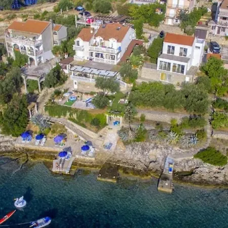 Daire Rosa Apartmans N.5 *