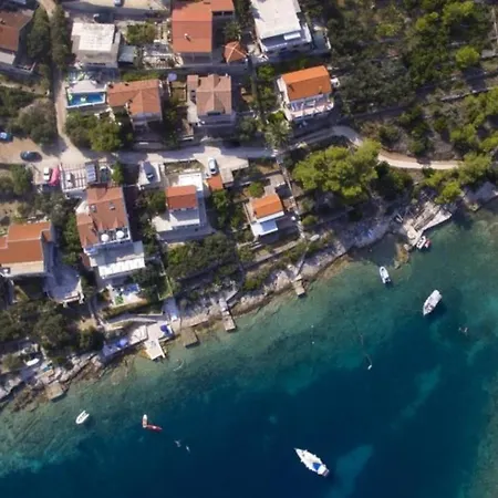 Rosa Apartmans N.5 Daire *