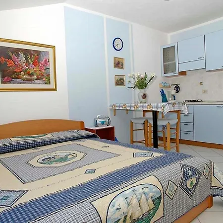 Daire Rosa Apartmans N.5 Vela Luka