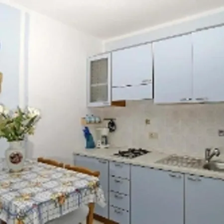 Appartamento Rosa Apartmans N.5 Vela Luka